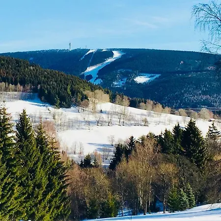 Prazdninovy Dum Na Panorame Πανσιόν Jachymov